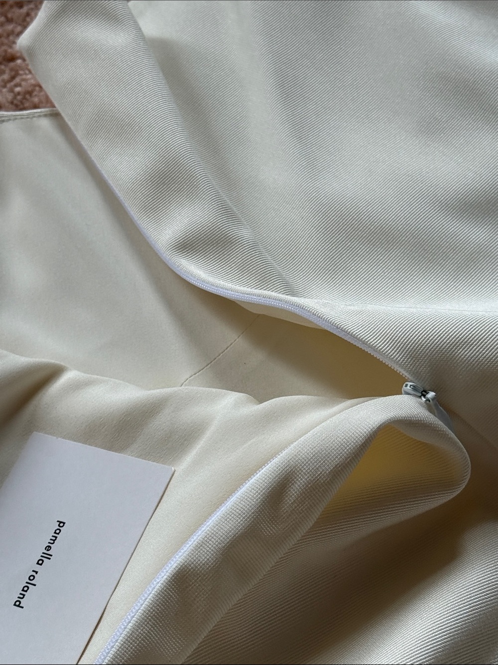 💛 NWT Pamella Roland Butter cream Silk Dress - Picture 8 of 8